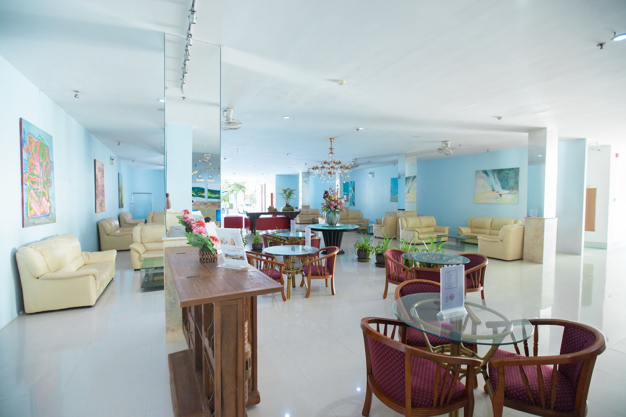 Chalong Beach Hotel Phuket Rawai Экстерьер фото