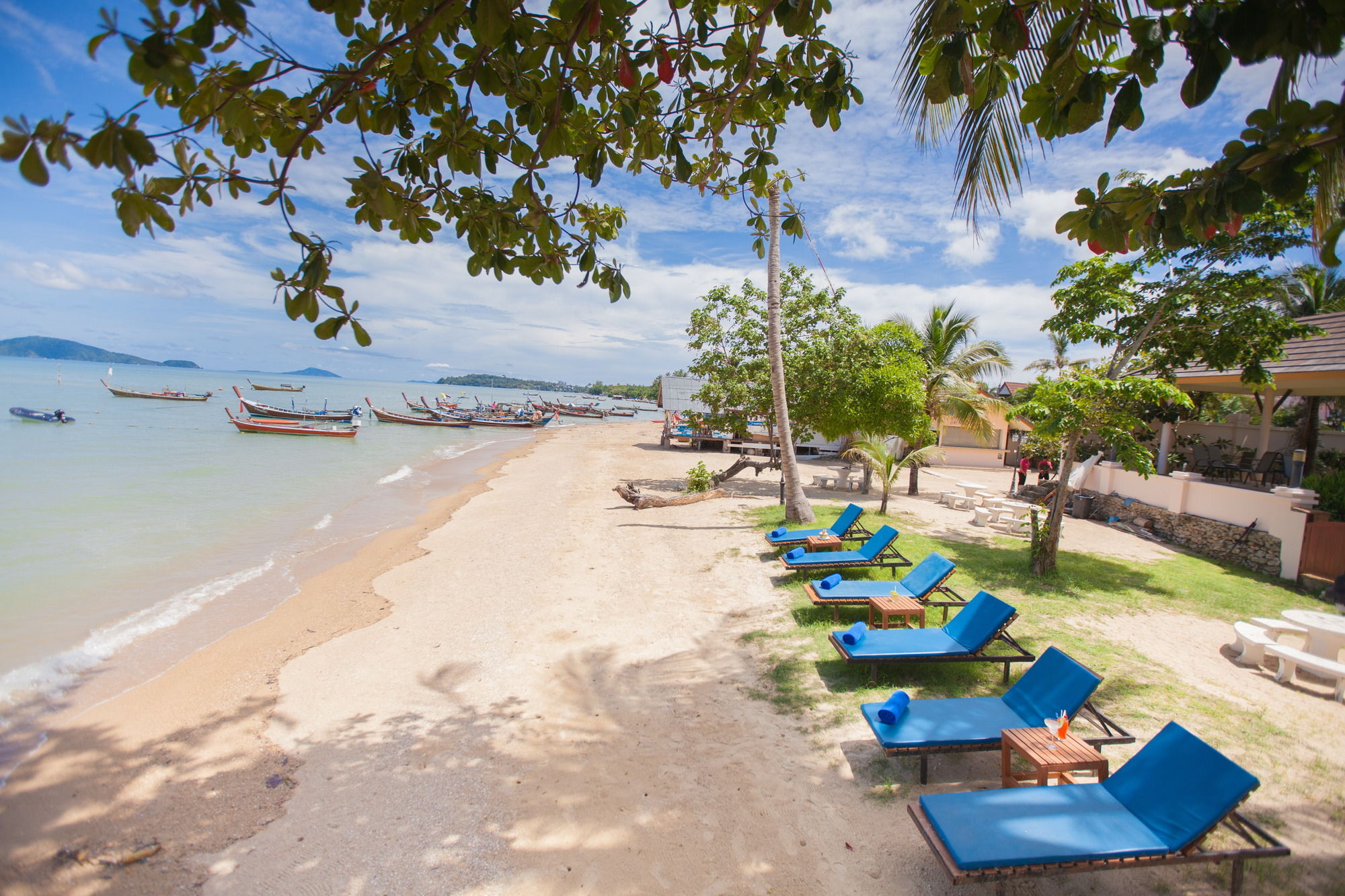 Chalong Beach Hotel Phuket Rawai Экстерьер фото