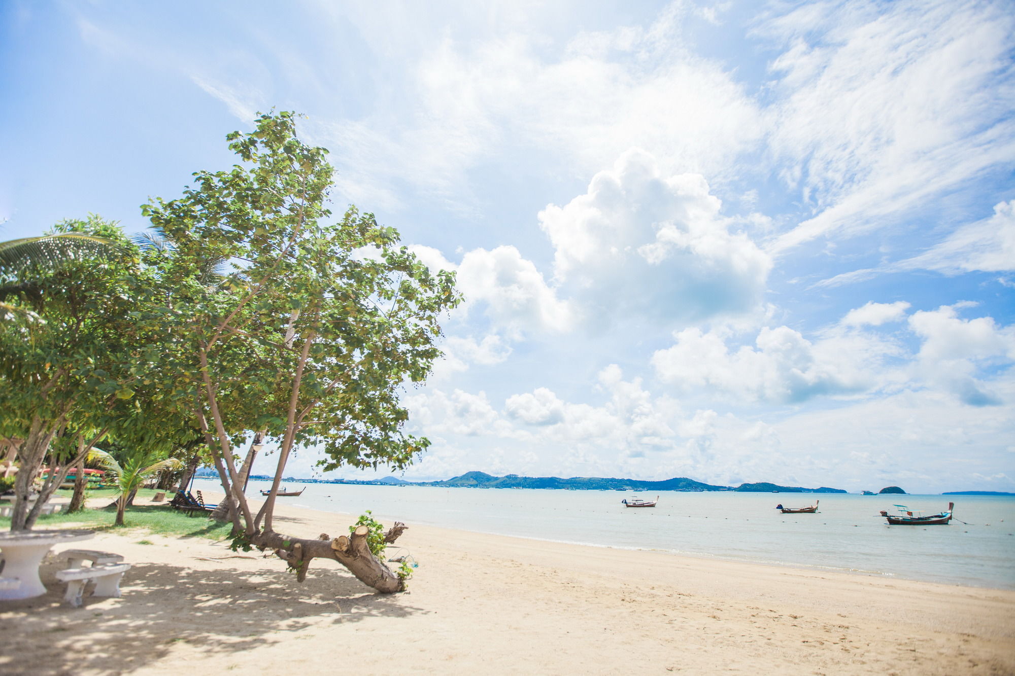 Chalong Beach Hotel Phuket Rawai Экстерьер фото